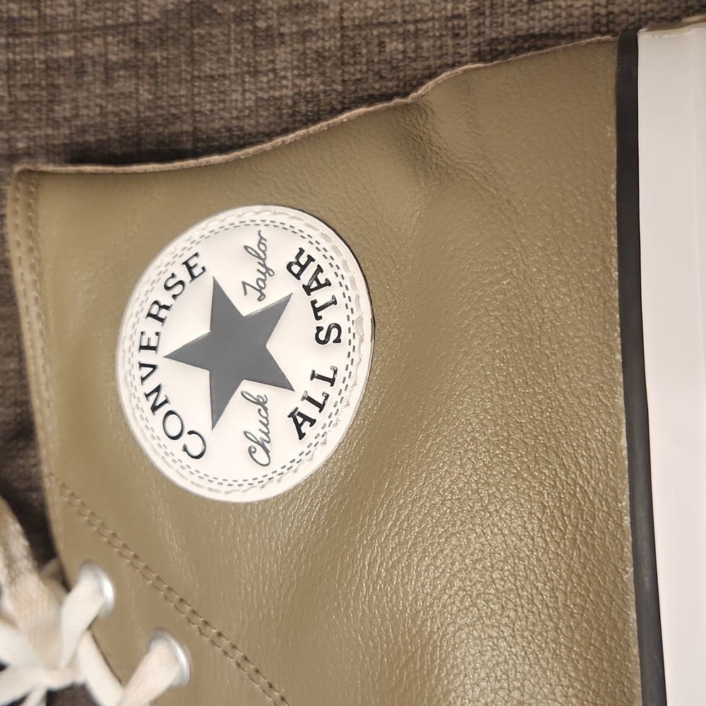 CONVERSE CHUCK TAYLOR ALL STAR LEATHER SNEAKER HIGH-TOP MEN'S SIZE 11. - Picture 4 of 11